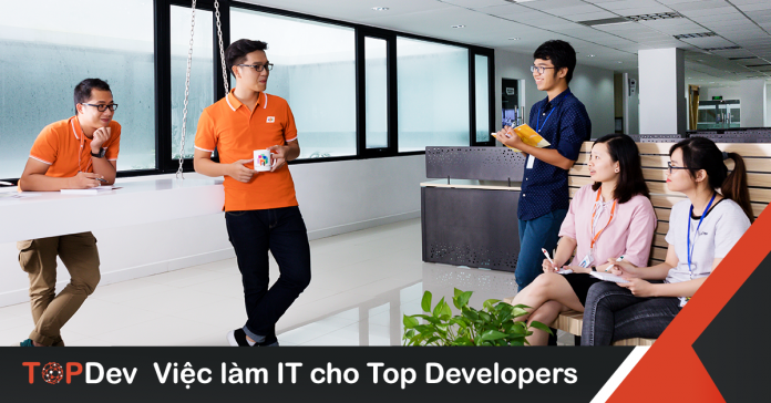 FPT Software tuyển dụng - TopDev