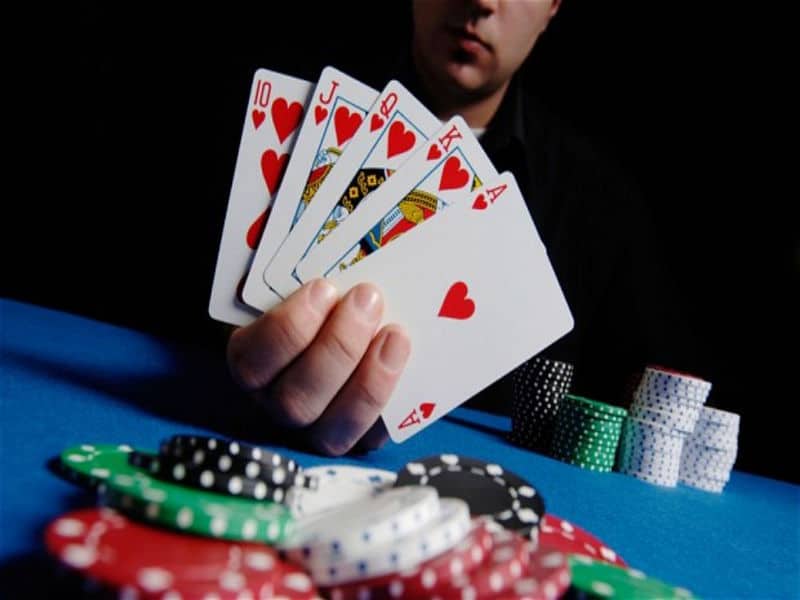 Tight Poker là gì? Những kinh nghiệm chơi tight trong Poker